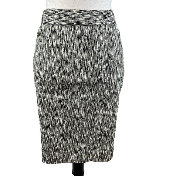 The Limited Skirt size 4 Black White Pencil Knee Stretch Pockets Career Casual - Picture 1 of 9